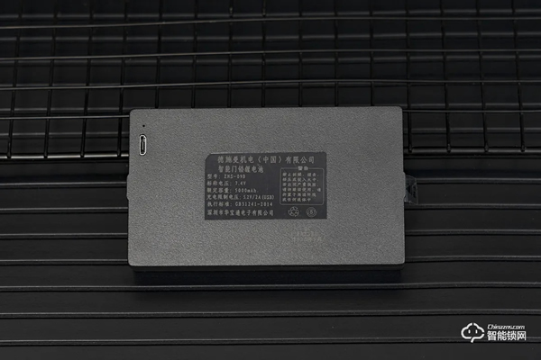 德施曼麒麟R8人臉識別智能鎖靜態體驗